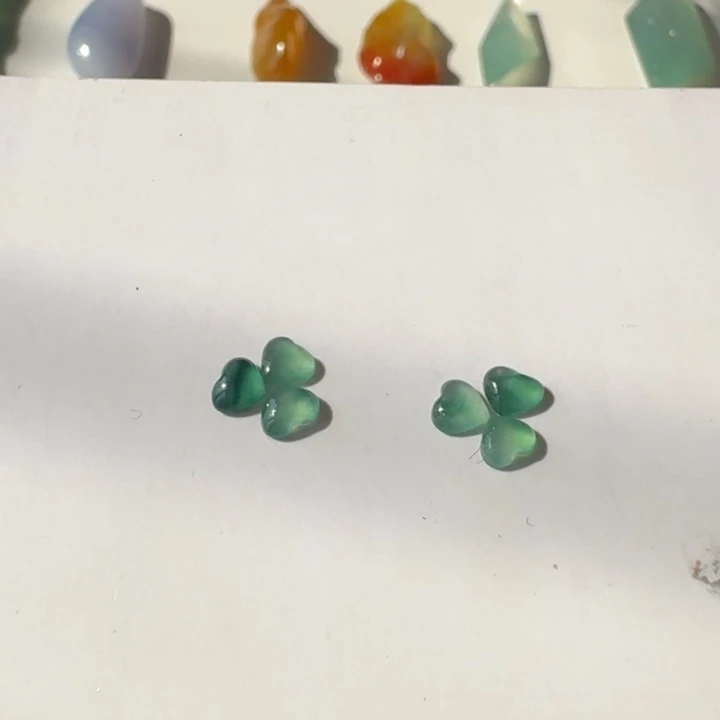 定制翡翠未镶嵌爱心