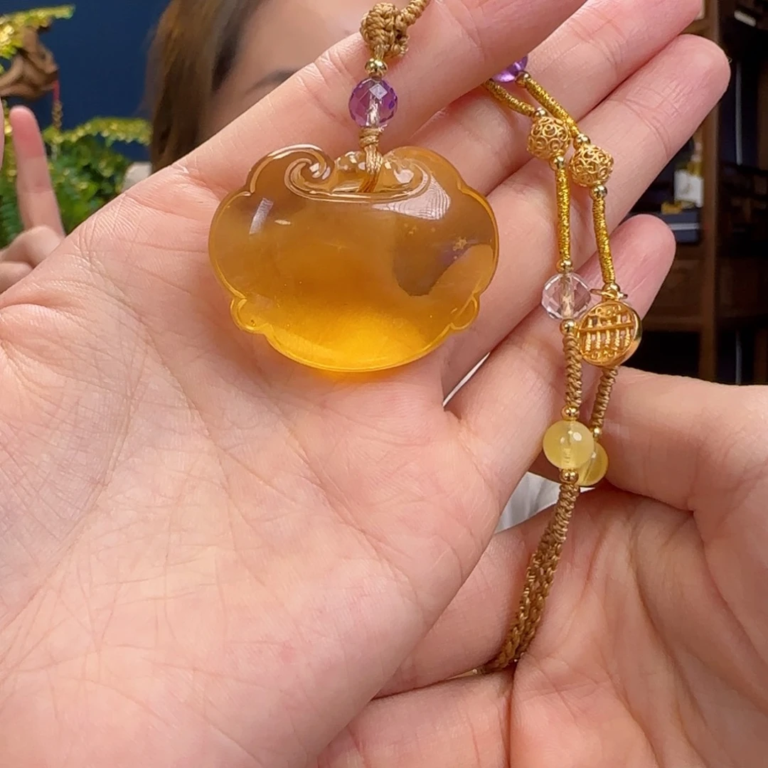 未镶嵌颈饰蜜蜡1111111111