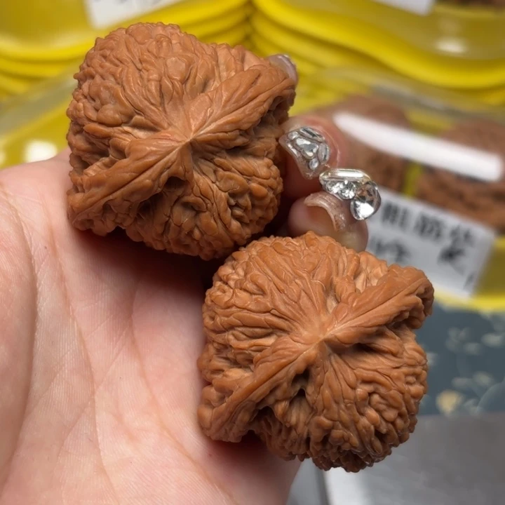 文玩核桃吊坠45-30844-02