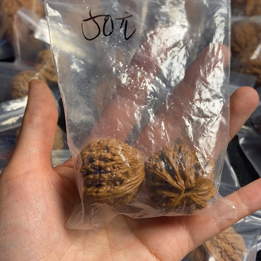 王***子吊坠桃核麦虎麦虎50