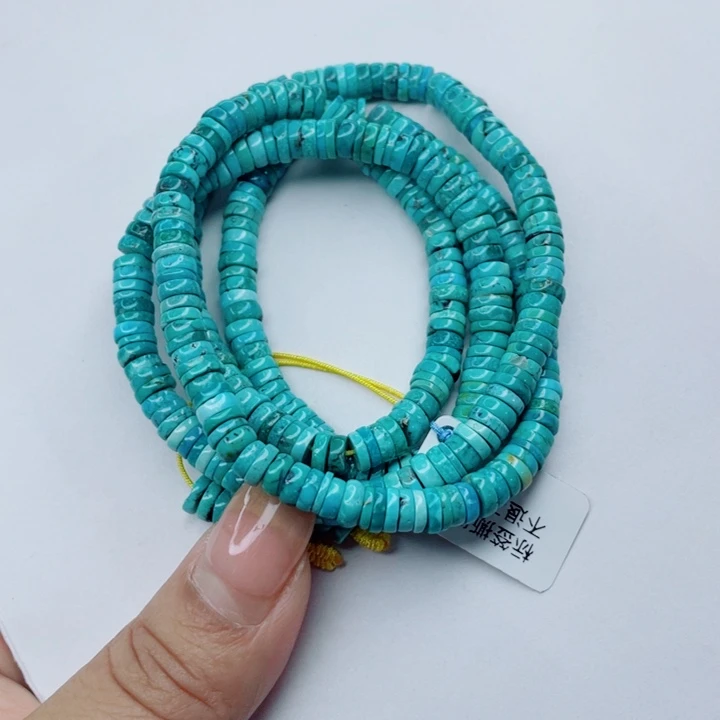 绿松石未镶嵌颈饰