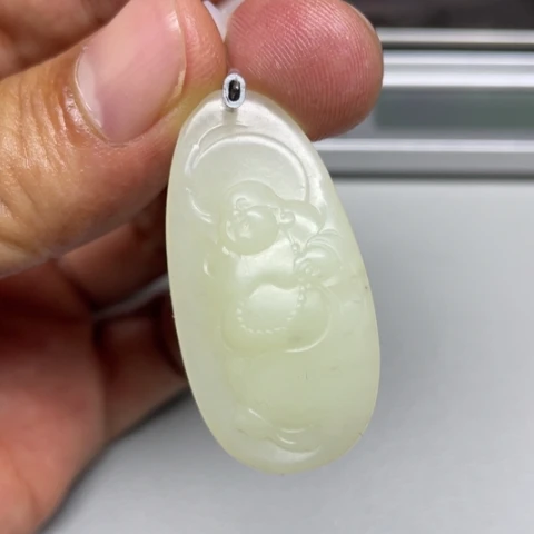 和田玉未镶嵌颈饰超****糖