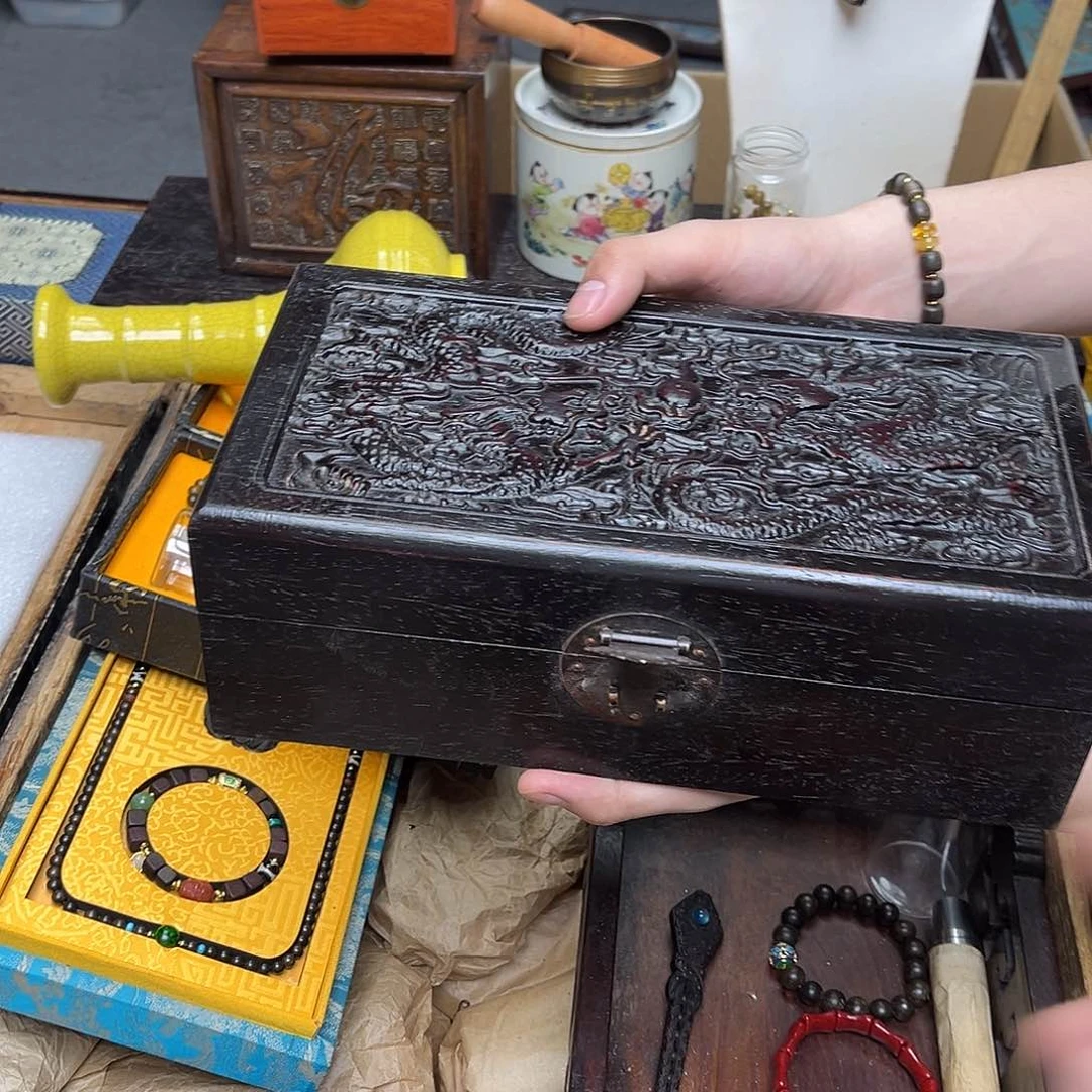 大叶紫檀（黑酸枝木类）