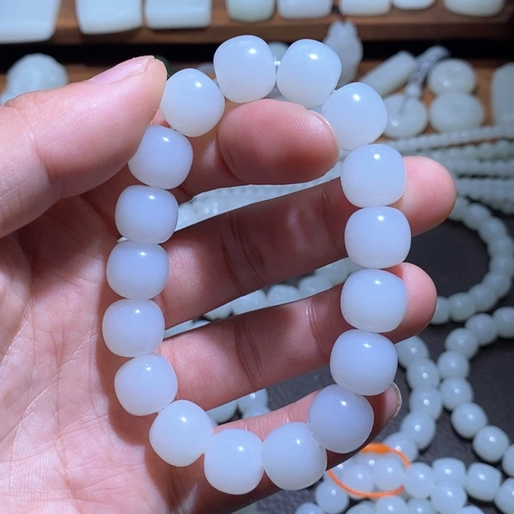 未镶嵌手链和田玉皮*