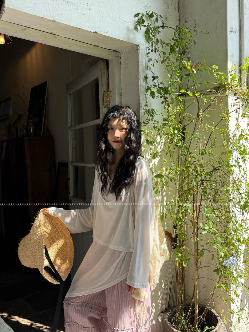 火火【人鱼湾】新极简设计感假两件拼接宽松薄款防晒长袖上衣T恤女