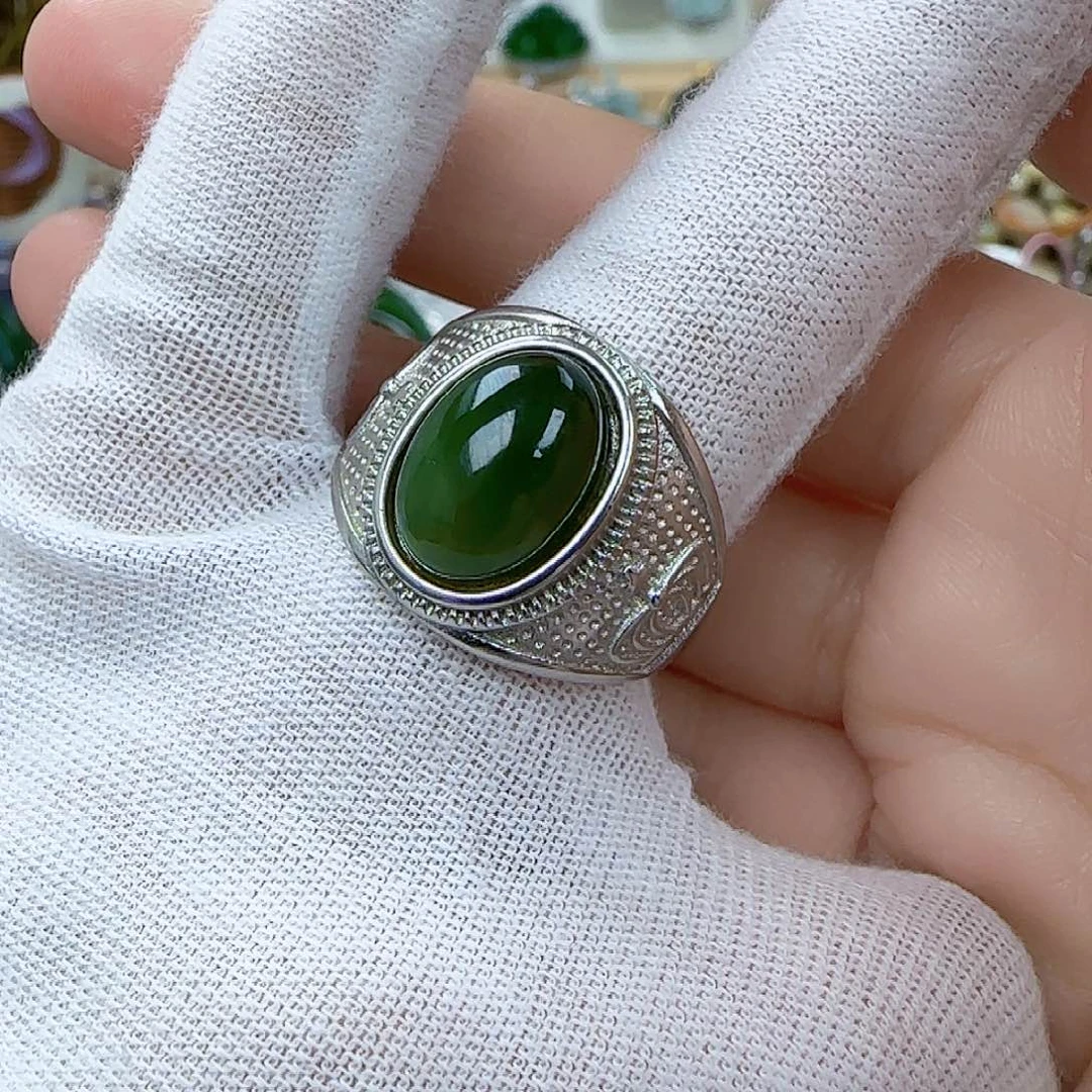 和田玉（碧玉）戒指未镶嵌