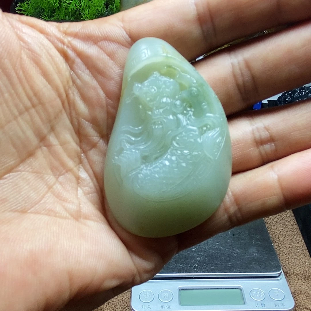 血***刚和田玉未镶嵌挂件