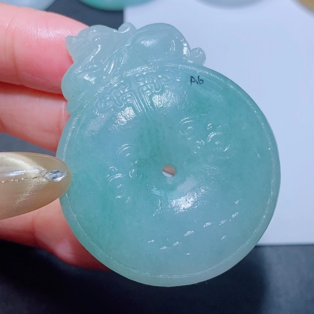 定制翡翠未镶嵌定制翡翠毛货挂件