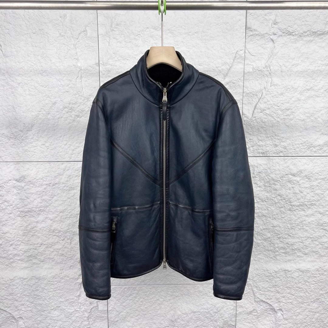 95新 LouisVuitton/路易威登 48码/深蓝色原皮原毛皮衣/15500972