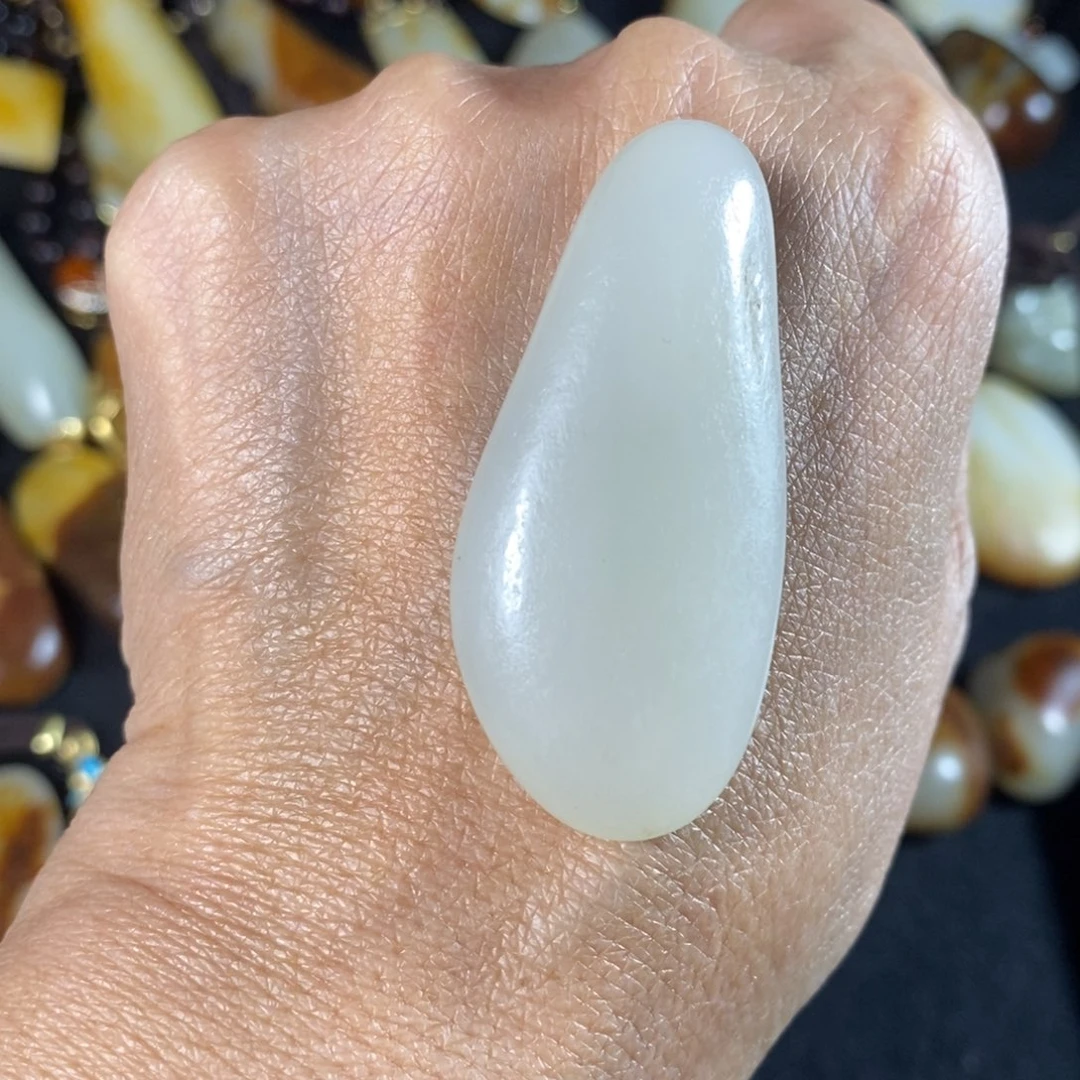 和田玉其它未镶嵌