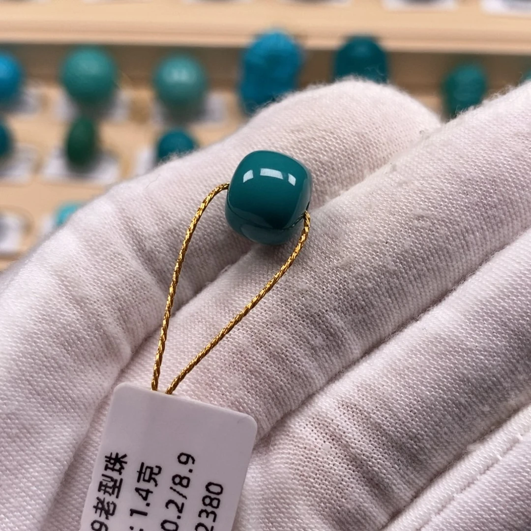 哑***了绿松石未镶嵌精品原矿高瓷绿松石