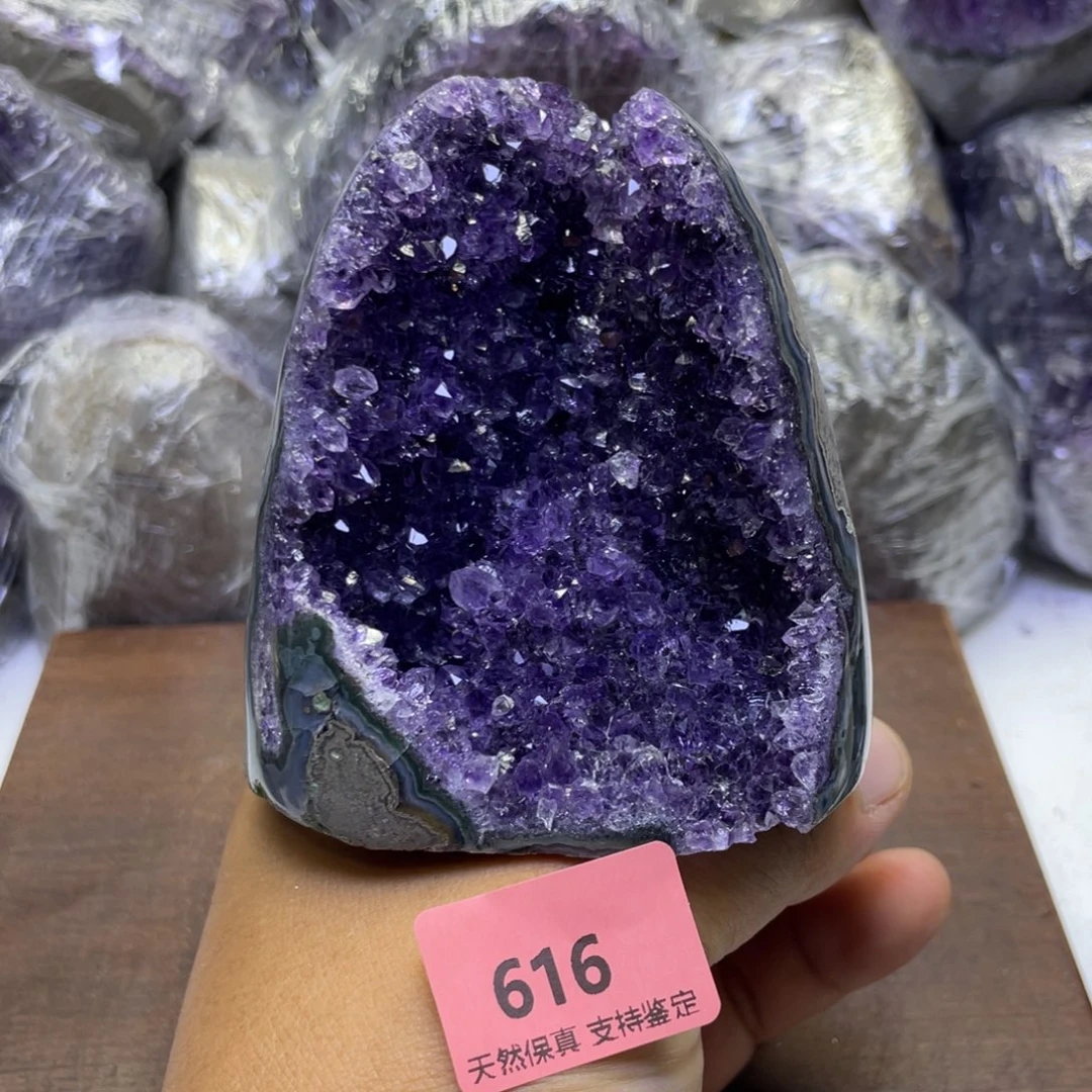 未镶嵌水晶大型摆件（非配饰）