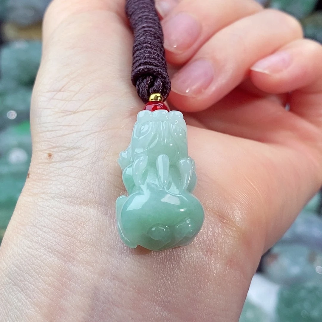 颈饰未镶嵌翡翠天然