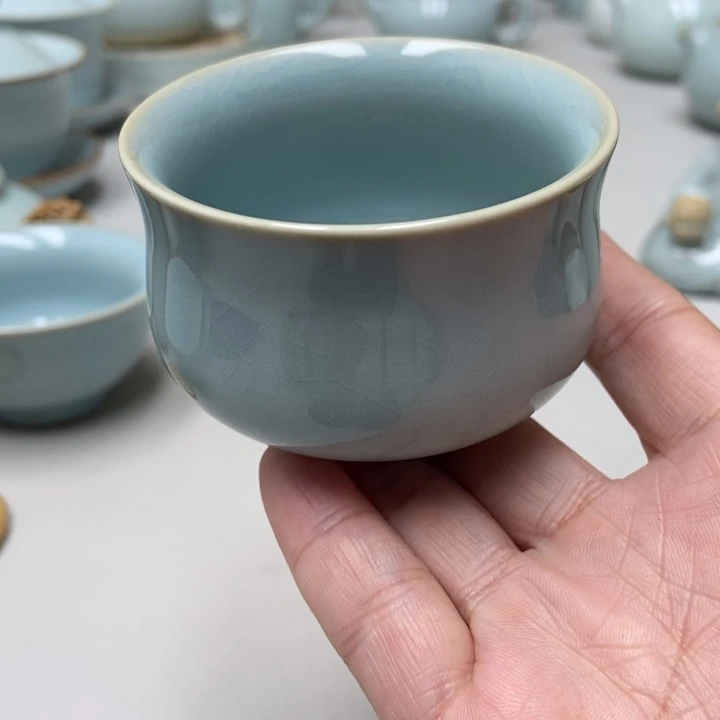 瓷微瑕支钉元宝杯带礼盒