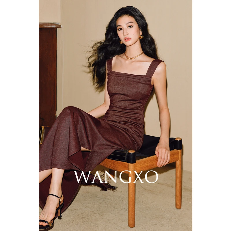 WANGXO手工捏褶亮丝针织方领连衣裙2401695W