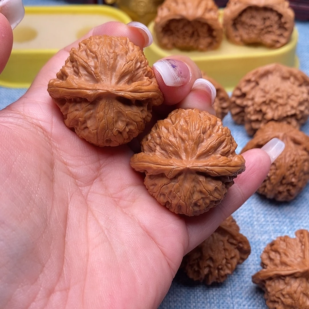 ·***把件文玩核桃毕业宫灯41全品