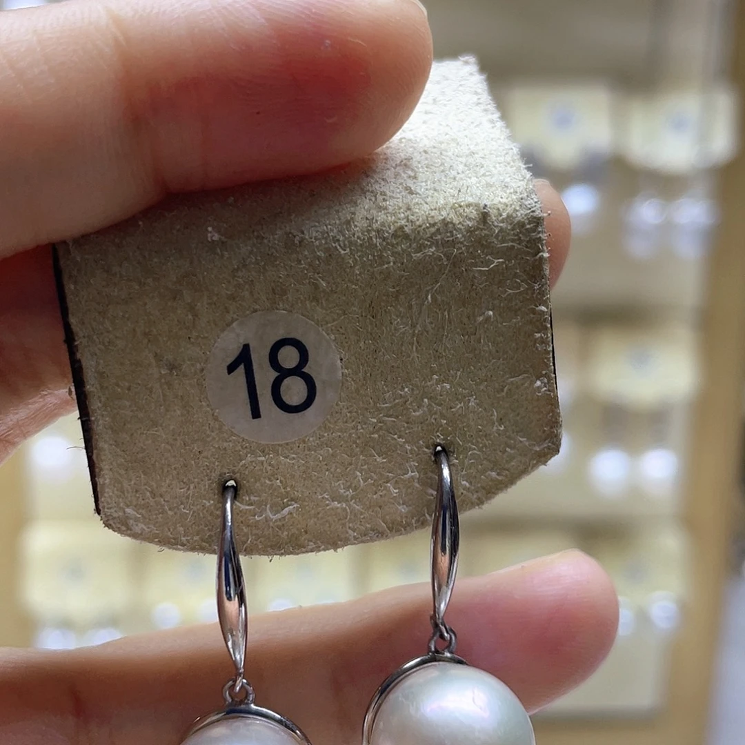 银S925镶嵌淡水珍珠耳饰