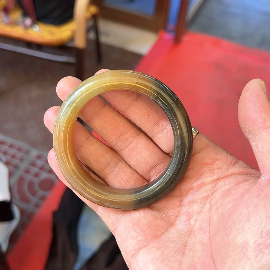 和田玉（糖玉）手镯未镶嵌和田玉青花糖色手镯