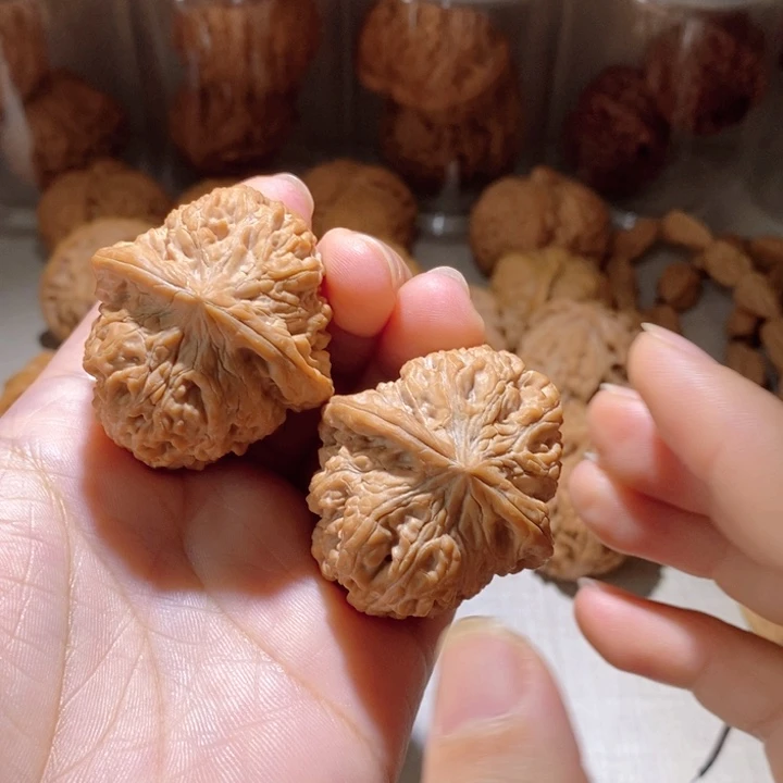 碎***银文玩核桃吊坠西北将军