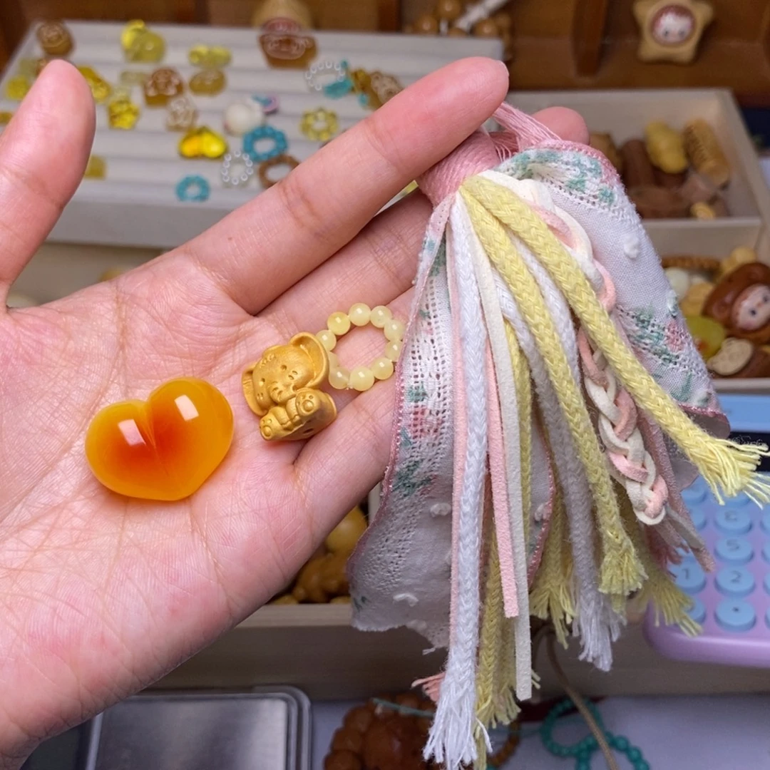 奶****猴头核桃吊坠爱心小象蜜卡花间物语流苏