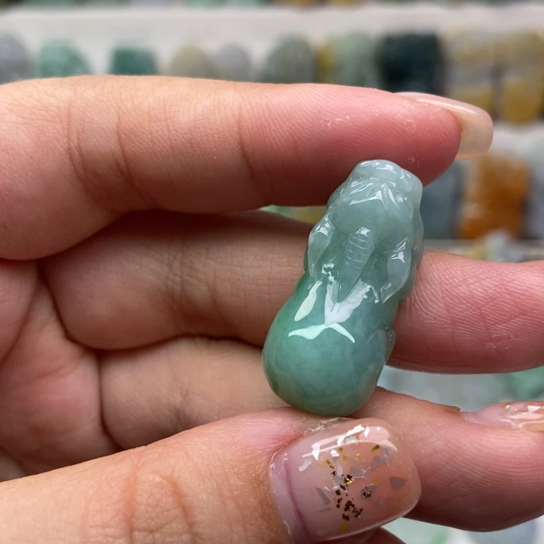 吊坠(赠链)未镶嵌翡翠