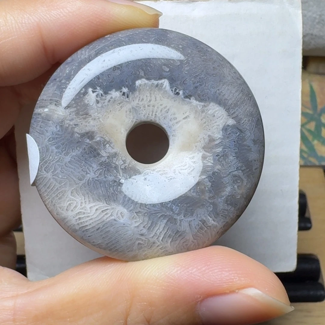 硅化玉翻涌浪花的大海未镶嵌果*