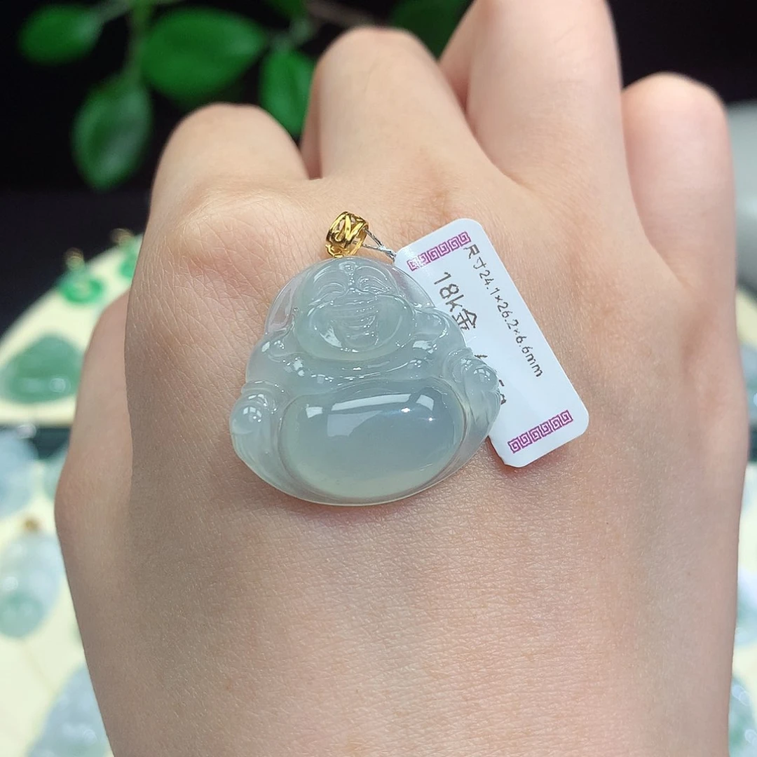 翡翠18K金镶嵌颈饰佛公