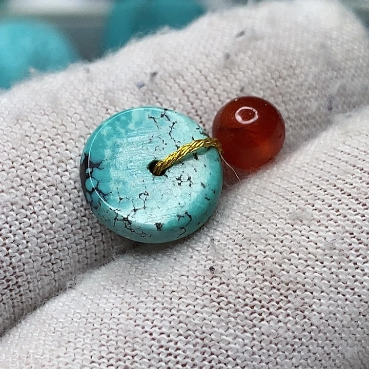 未镶嵌南红玛瑙珠宝奇石