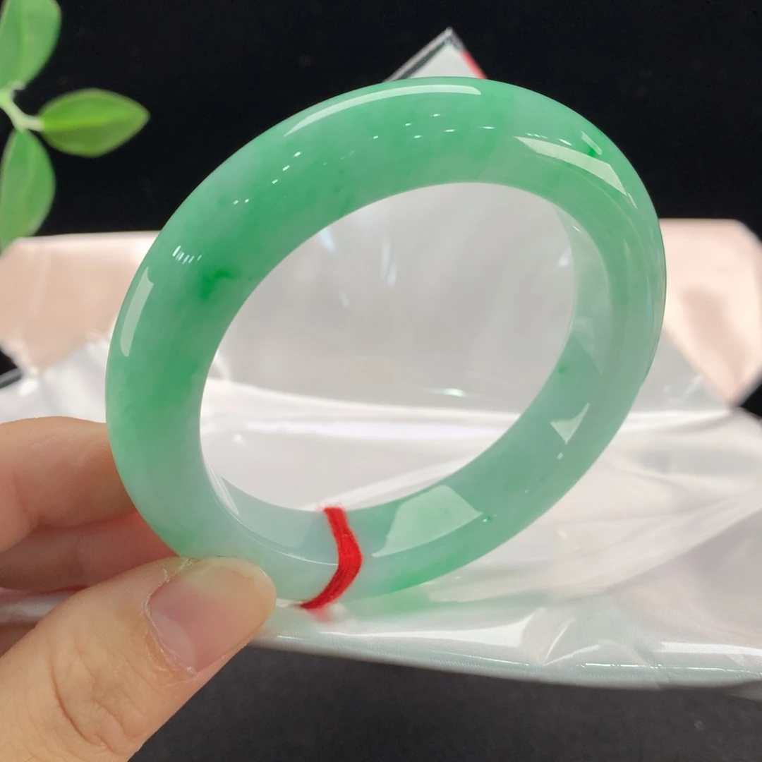 翡翠未镶嵌手镯0363