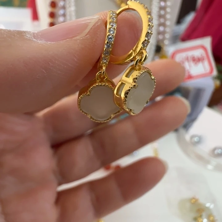 和田玉银S925镶嵌耳饰银镶嵌四叶草天然结构