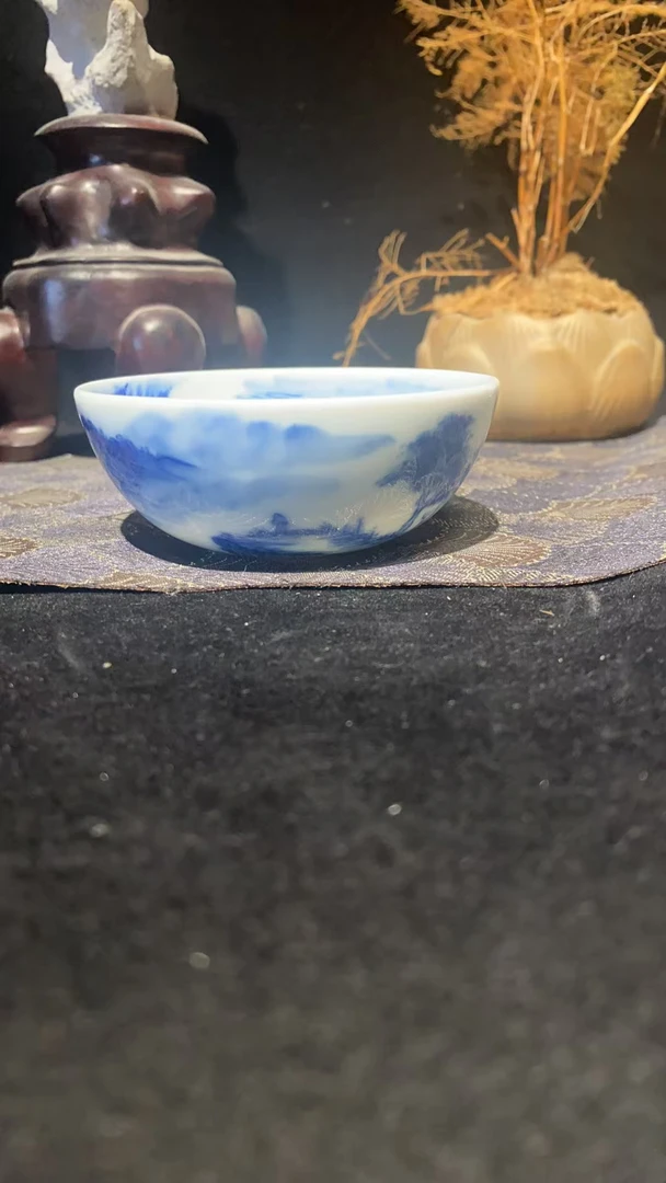 景德镇昱器山水普洱杯微瑕