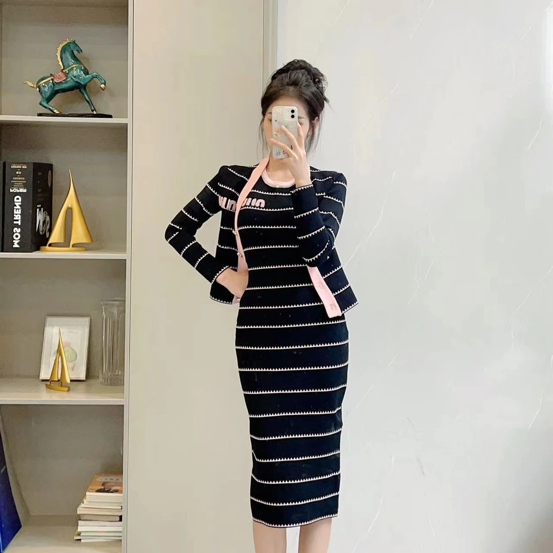 191/150新中式名媛轻奢时尚小香风纯欲显瘦辣妹夏季小众连衣裙