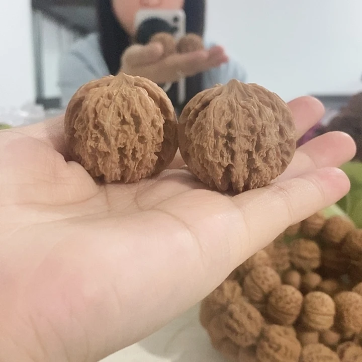 文玩核桃吊坠137狮子头35