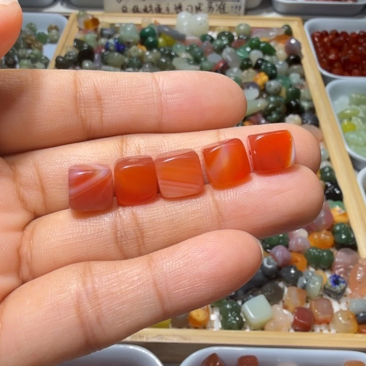 和田玉未镶嵌珠宝半成品