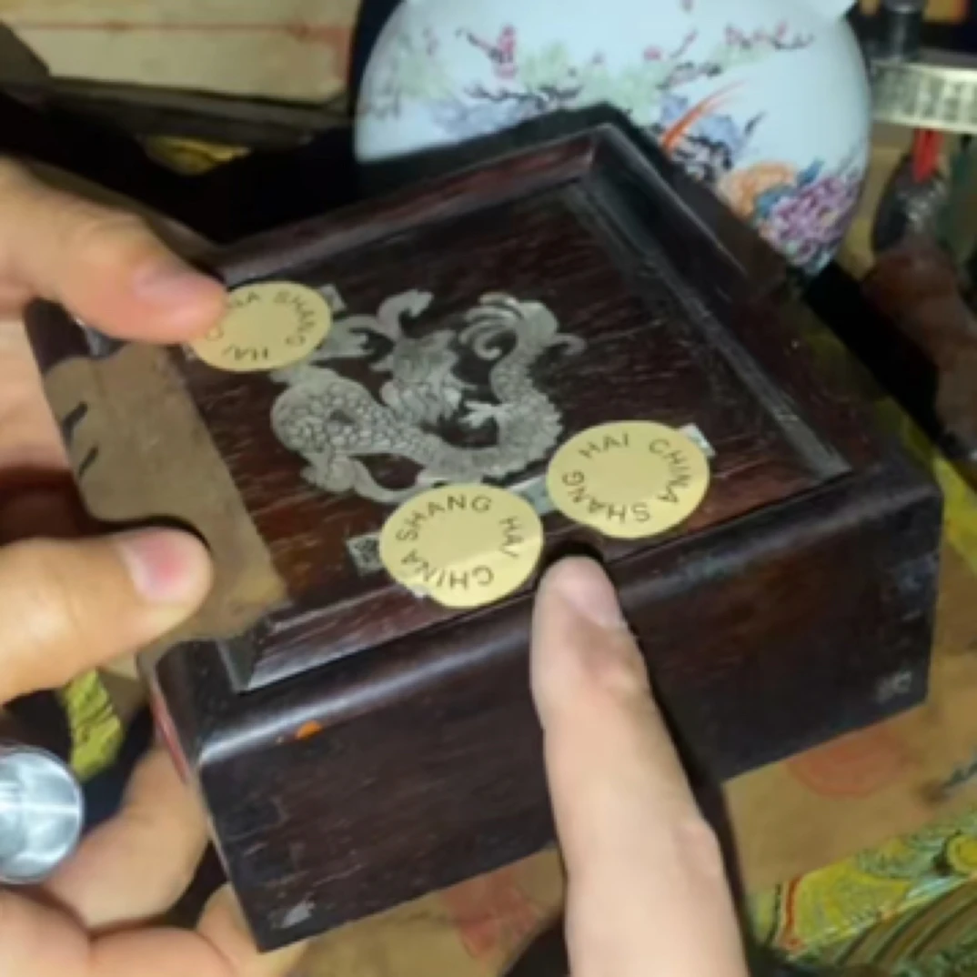 【闪购商品】木摆件镶嵌龙復古風木盒完整