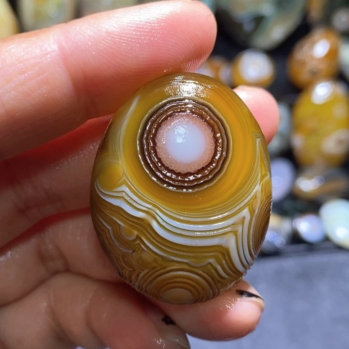 玛瑙/玉髓玛瑙吊坠未镶嵌