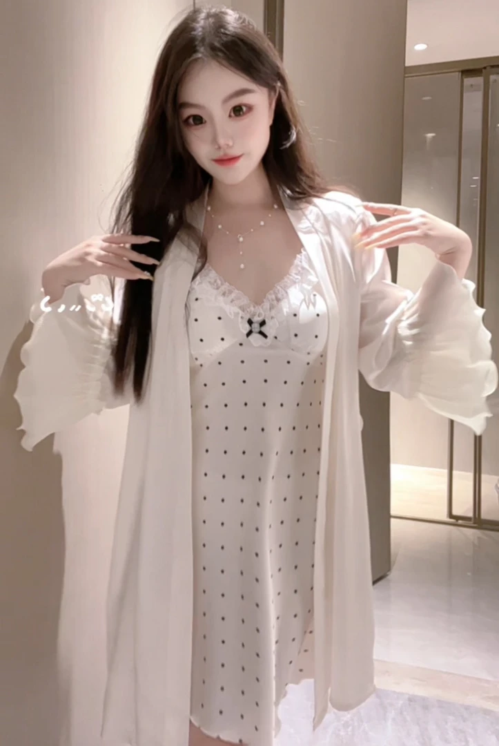 W.X.Y【奶茶波点】丝质透气可爱时尚夏季女士纯欲风吊带睡裙有胸垫