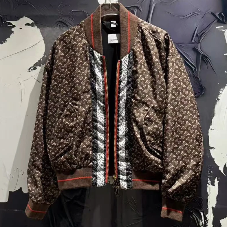 未使用 BURBERRY/博柏利 巴宝莉长袖夹克外套/C3009/UK2