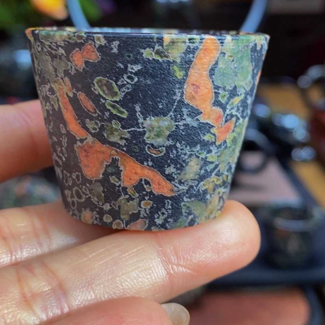 梅花玉精美梅花马蹄杯