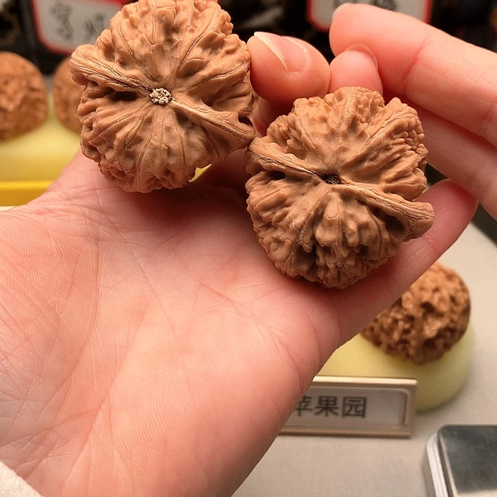 吊坠文玩核桃41尺全品粗筋627号