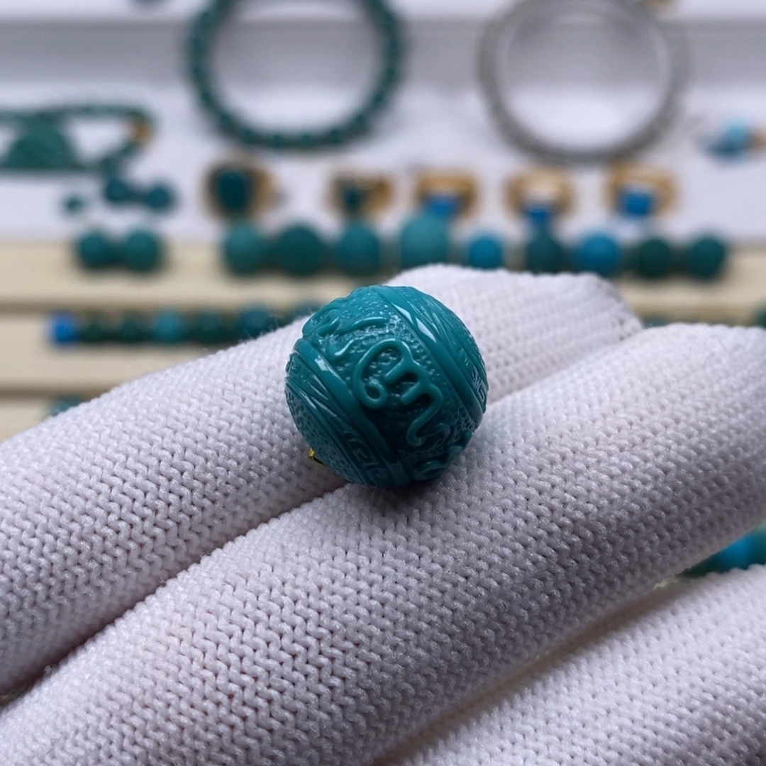 -***丶绿松石未镶嵌珠宝奇石