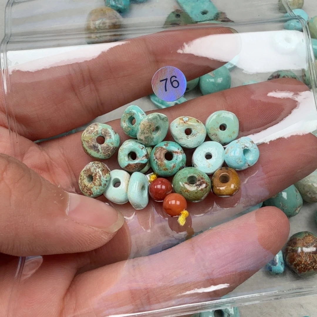 南红玛瑙未镶嵌珠宝奇石