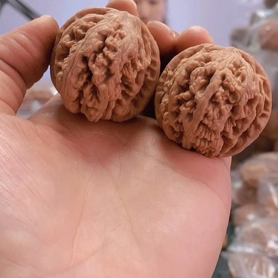 【闪购商品】把件文玩核桃40.5球粗筋