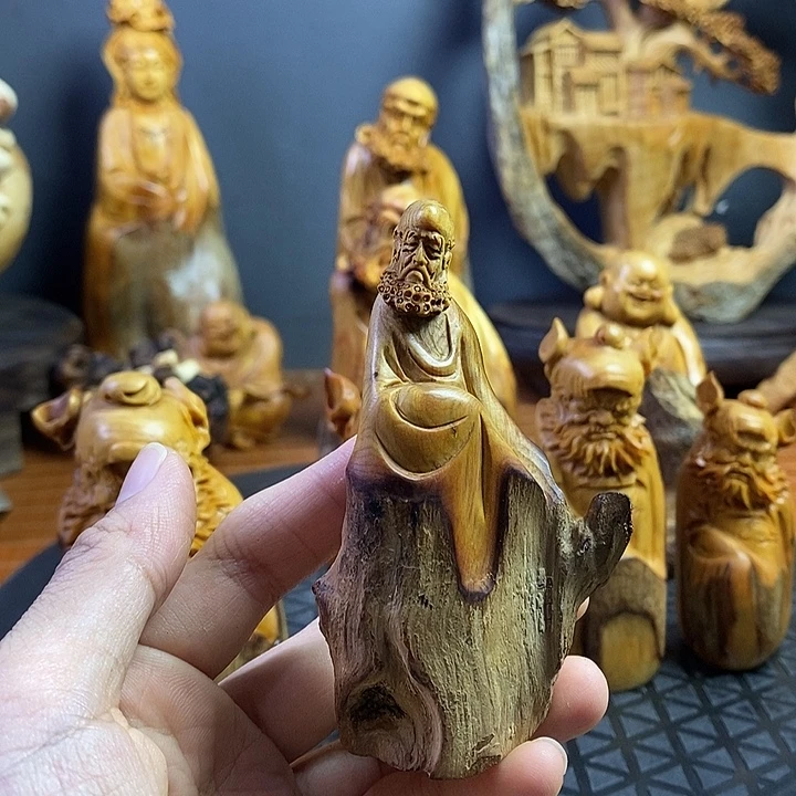 柏木（崖柏）达摩摆件