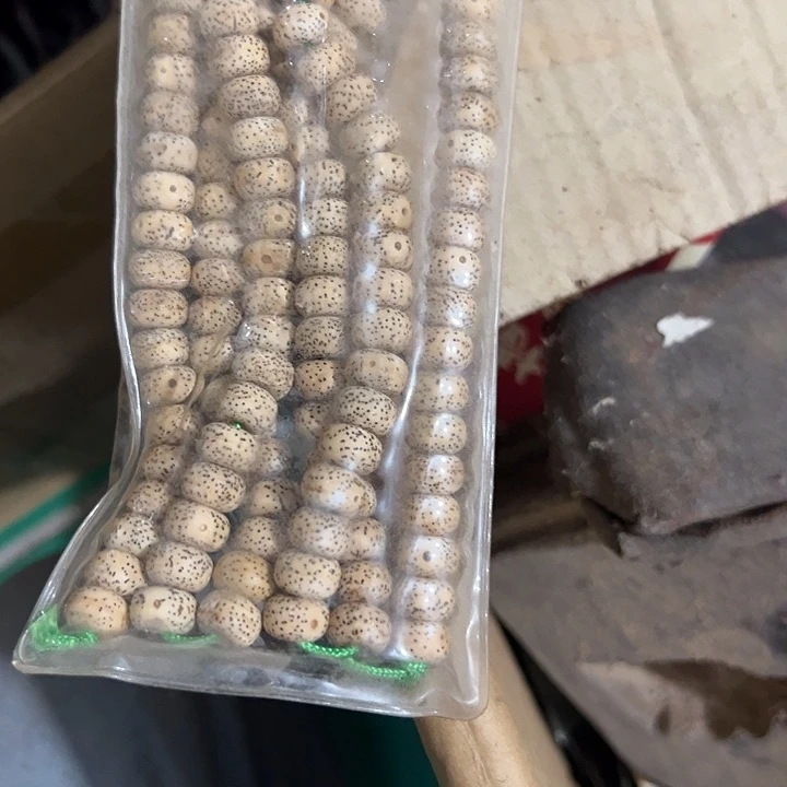 人***纪瓷片陶瓷制品摆件