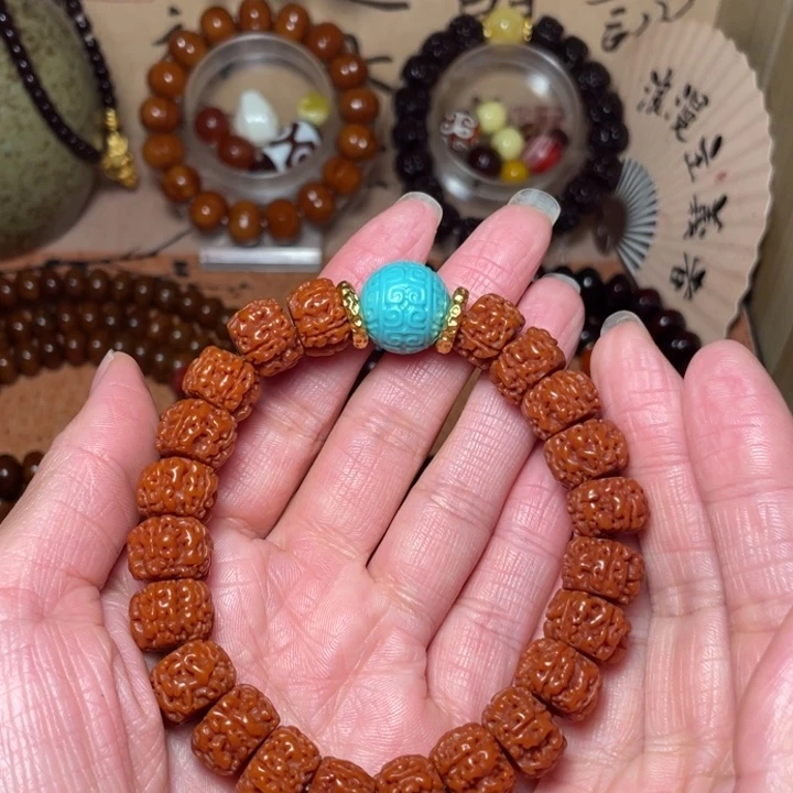 是***叔吊坠金刚菩提手串