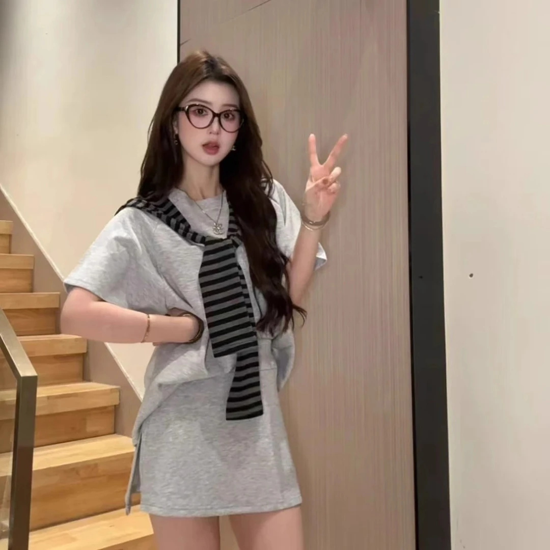 韩系穿搭学院风连衣裙子女夏季2025新款小个子高级感卫衣套装短裙