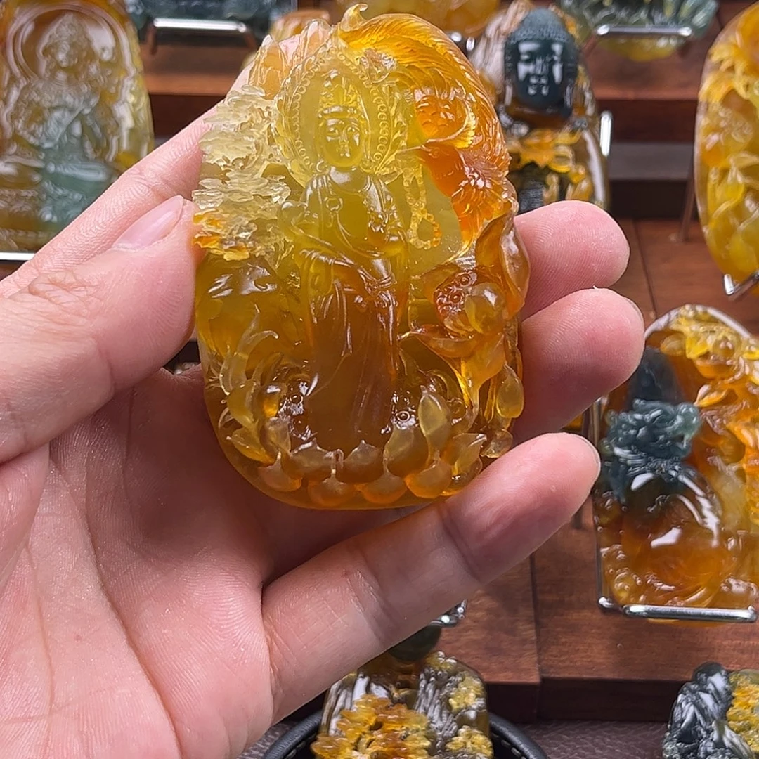 星***原蛇纹石玉未镶嵌颈饰