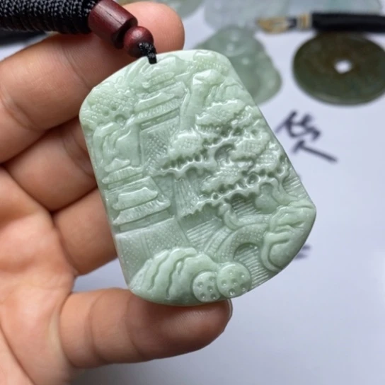 翡翠未镶嵌颈饰翡翠