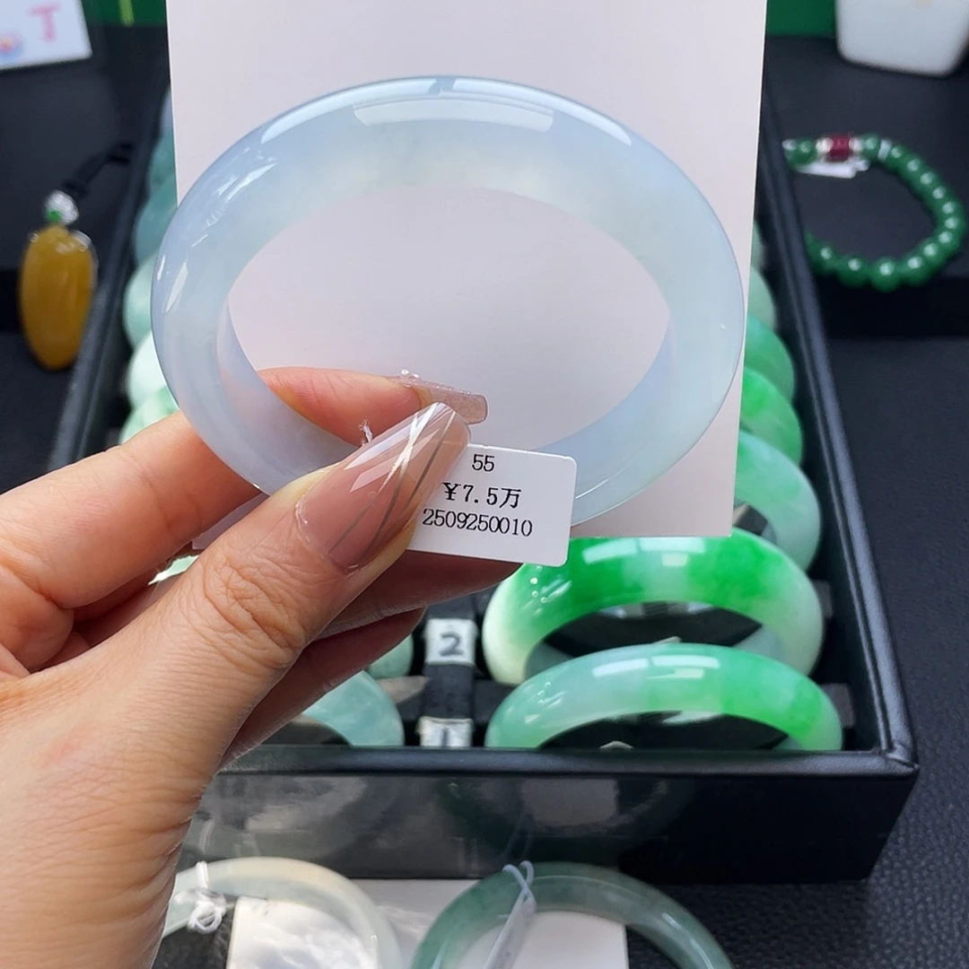 翡翠未镶嵌手镯55圈冰紫色手镯